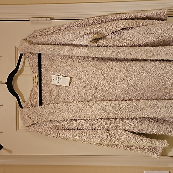 Aveology Cream colored NWT Super soft Hooded cardigan Size 22/24 - Picture 4 of 11